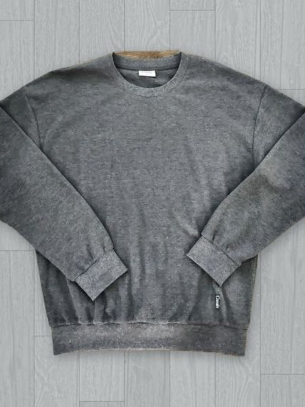 Comfrt Grey Waffle Crewneck Sweater Men's Size L